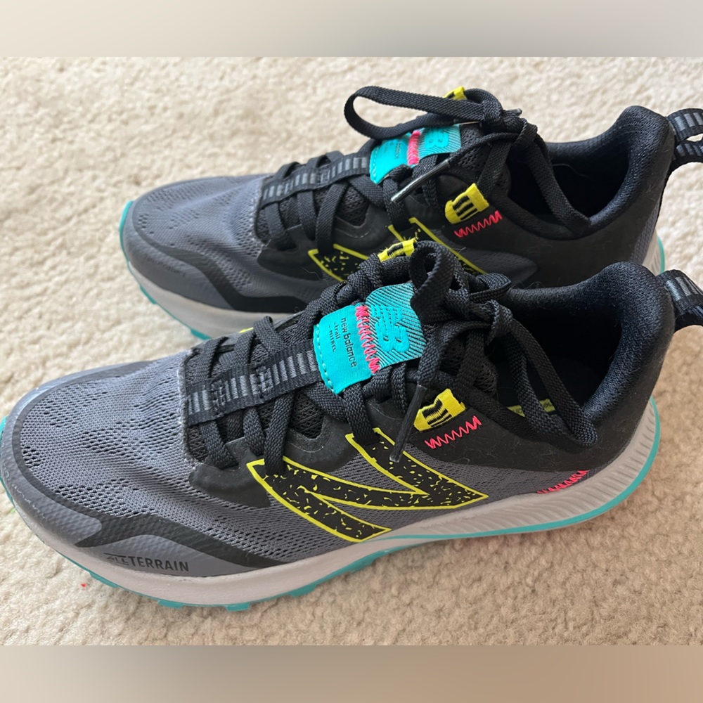 New Balance Women's Dynasoft Nitrel V4 Trail Running Shoe